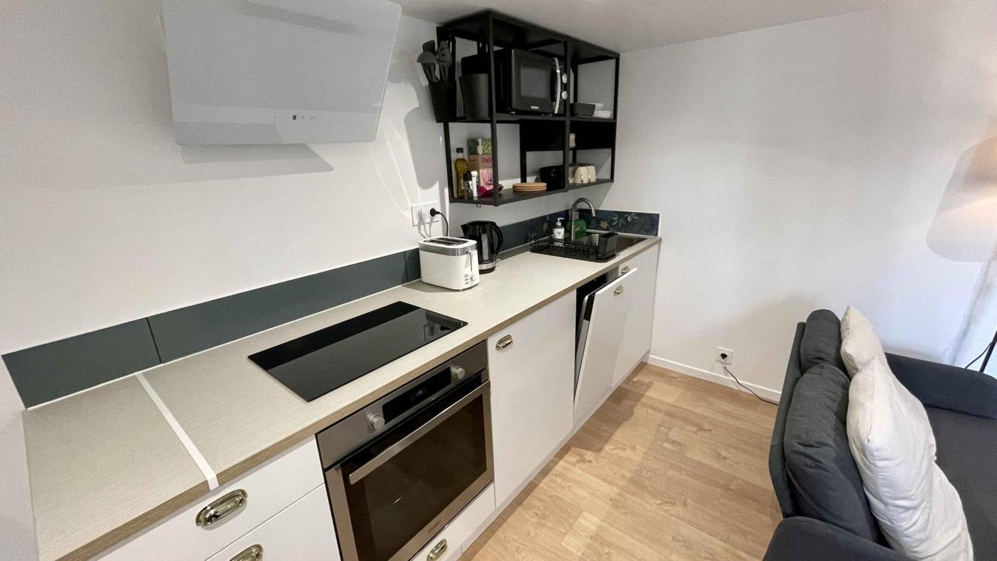 Appartement Au Calme Dans Le Quartier Historique Pour 4 Personnes Avec Espace Exterieur Pau Exterior photo