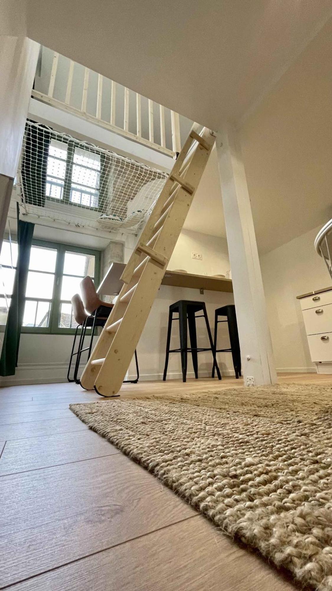 Appartement Au Calme Dans Le Quartier Historique Pour 4 Personnes Avec Espace Exterieur Pau Exterior photo
